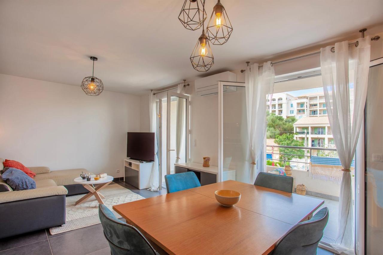 Apartament La Marinella - Charmant Appt Climatise LʼÎle-Rousse Zewnętrze zdjęcie